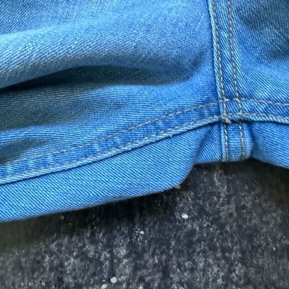 Old Navy Blue Light Wash Mid Rise Straight Women’s Jeans 8 Regular Used - Picture 8 of 12